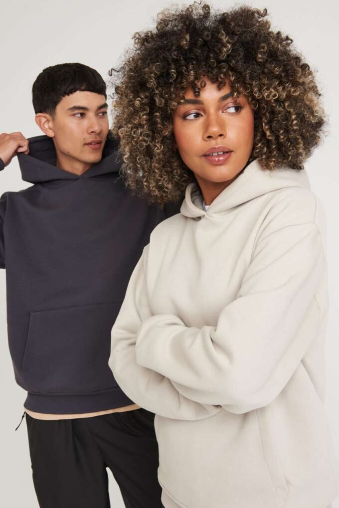 SIGNATURE HEAVYWEIGHT HOODIE - Image 3